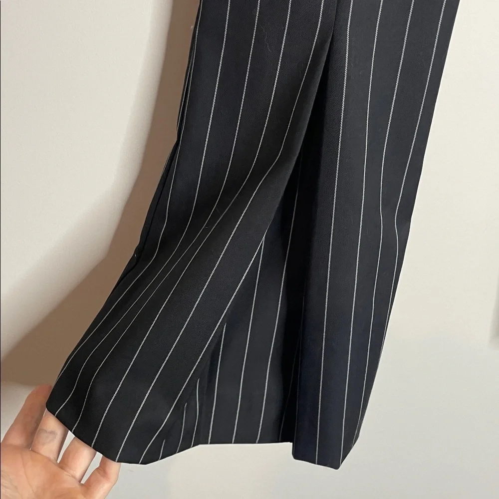 Frame Denim | Women’s Black Pinstripe Pleated Flare Bottom Crop Pants Size 4 - Picture 4 of 8